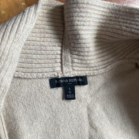 NWOT cream coloured Banana Republic cozy open-front sweater - Picture 5 of 5